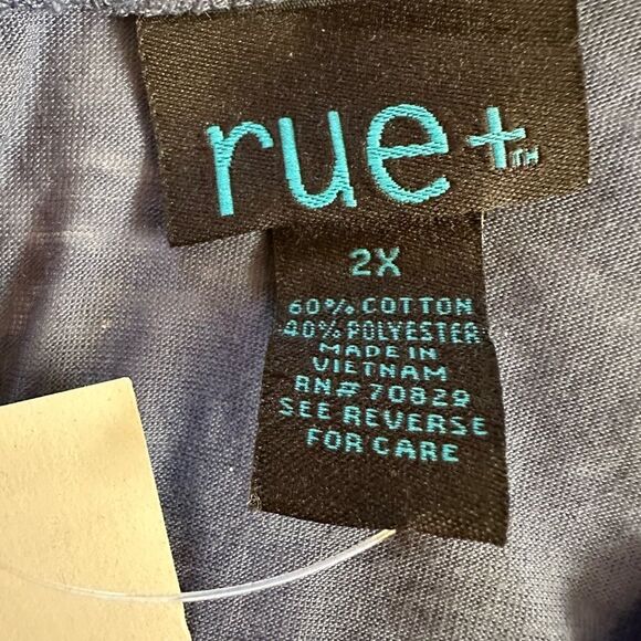 Blue Fringe Sleeveless Top with Sun and Moon Design Size 2X Plus - Picture 4 of 8